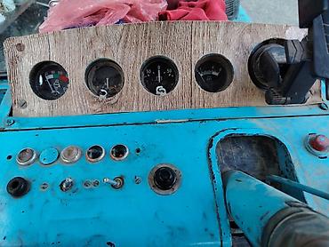 Traktorlar: Salam Traxtor Saz Veziyyetdedi Otur sur Mtz 82 Traxtor Ter Ter — 4