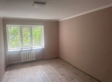 аренда квартира фучика: 1 комната, 28 м², Хрущевка, 1 этаж, Косметический ремонт
