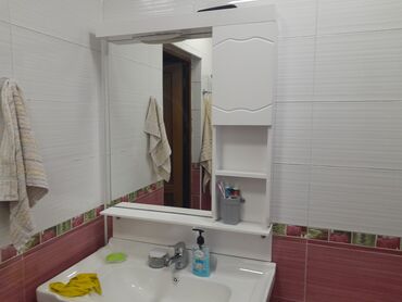 Uzunmüddətli kirayə mənzillər: Tam mebelli 2 otaqlı mənzil interyeri - Yataq otağı: Böyük — 6