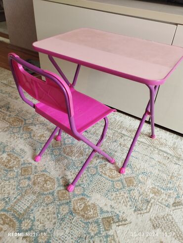 стульчик и столик: Стол детский в отличном состоянии за 1500 с отдам