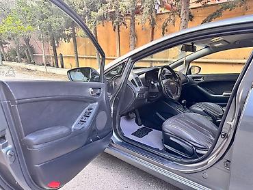 səbət maşın icarəsi: Kia Cerato: 1.6 l | 2014 il Sedan — 8