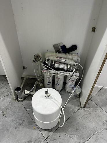 Столы и стулья для кафе: Продаётся профессиональная оборудование для кафе Столы 23 шт по — 14