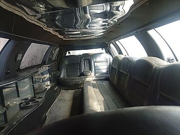 жили: Lincoln Town Car: 2000 г., 4.6 л, Автомат, Бензин, Лимузин — 5