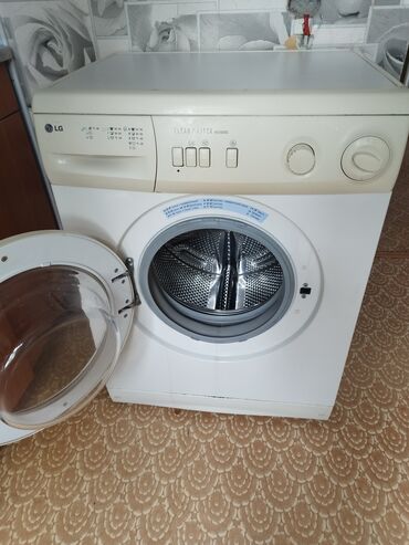 установка стиральной машинки: Стиральная машина LG, Б/у, Автомат, До 6 кг