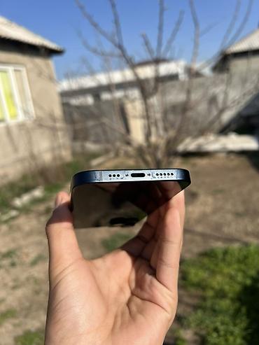 Apple iPhone: IPhone 13, Б/у, 128 ГБ, Midnight, 80 % — 16