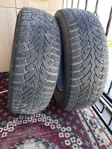 разноширокие шины: Шины 195 / 65 / R 15, Зимняя шипованная, Б/у, Пара, Легковые, Россия, Formula
