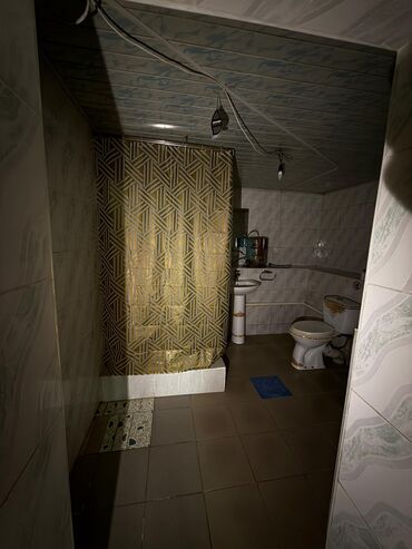 Продажа домов: Дом, 270 м², 5 комнат, Агентство недвижимости, Старый ремонт — 14