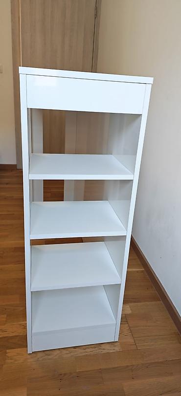 Kuhinjski nameštaj: CENA: Cena samo sanka/pulta 18000 din Cena samo jedne stolice 6000 — 7