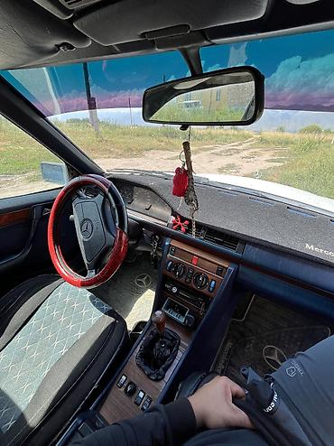 g comp: Mercedes-Benz W124: 1994 г., Бензин, Седан — 6