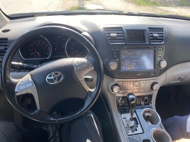 toyota с пробегом: Toyota Highlander: 2010 г., 3.5 л, Автомат, Газ, Кроссовер