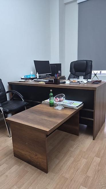 Офисные гарнитуры: Ofis mebelləri dəsti Tərkib: - Direktor masası: L-formaya yaxın geniş — 8