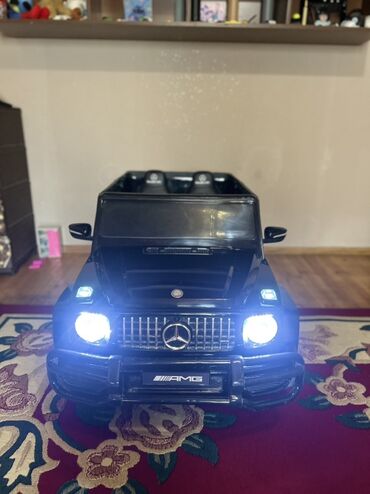 uşaq qolbaqları: 700 manata alınıb ! Mercedes-Benz G63 AMG modelində hazırlanmış bu