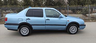 Volkswagen: Volkswagen Vento: 1993 г., 1.8 л, Механика, Бензин, Седан — 10