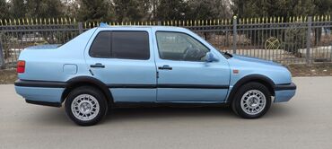Volkswagen: Volkswagen Vento: 1994 г., 1.8 л, Механика, Бензин, Седан — 12