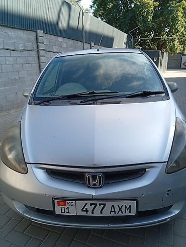 byd e6: Honda Fit: 2002 г., 1.3 л, Вариатор, Бензин, Лимузин — 7