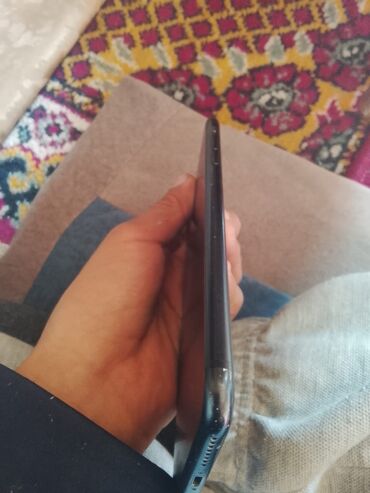 Apple iPhone: IPhone 8 Plus, Б/у, 32 ГБ, Черный, Чехол, 97 % — 7