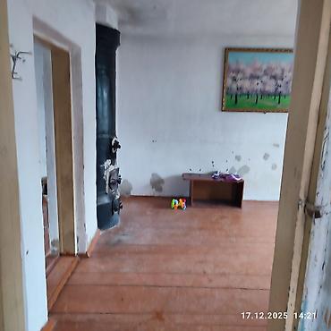 Продажа коттеджей и домов: Продается дом. район кирпичный. (красный строитель). дом саманный — 9