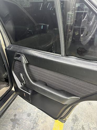 Продажа авто: Mercedes-Benz W124: 1988 г., 2.2 л, Автомат, Бензин, Седан — 10