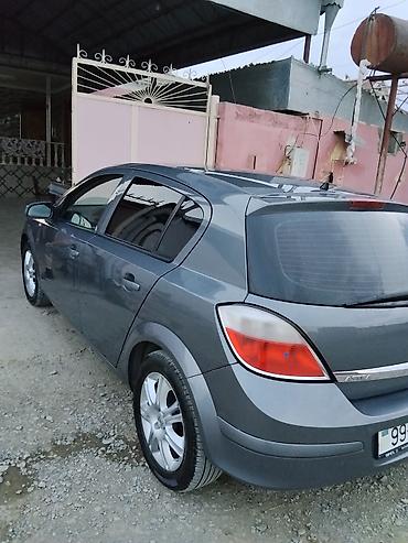 opel astra 1.4 benzin: Salam Alekum masnin heç bir problemi yoxdu otur sur maşındı bez detal — 5