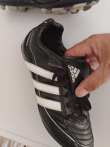 Kopačke: Adidas kopačke za fudbal – broj 38 klasičan model u crnoj boji sa — 14