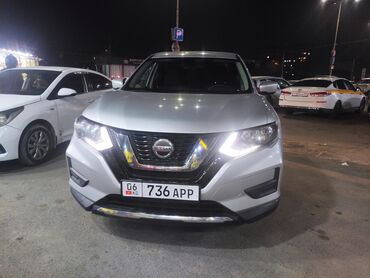 фары б5: Серебристый внедорожник Nissan Qashqai с современным дизайном