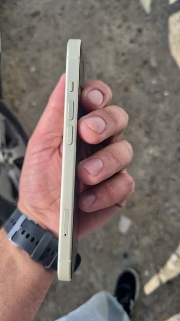 Apple iPhone: IPhone 15, 128 GB, Sarı, Barmaq izi, Sənədlərlə, Zəmanət — 6
