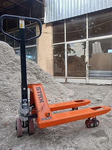 Alətlər: QISA ÇƏNGƏLLİ TRANSPALET 3.0 TON May ayında alınıb. Az işlənib. Yük — 1