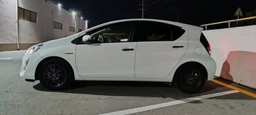 Toyota: Toyota Corolla: 1.5 l | 2018 il Sedan — 10