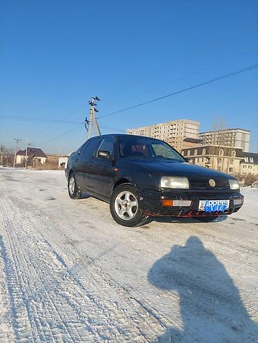 сурочно: Volkswagen Vento: 1992 г., 1.8 л, Механика, Бензин, Седан — 7