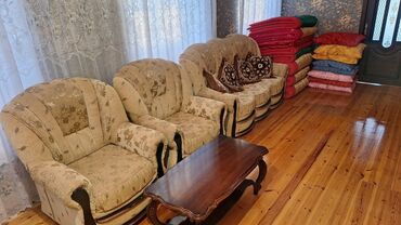 divan desti: Klassik divan, Divan, Bazasız, Açılmayan lalafo.az -da divan desti: Klassik divan, Divan, Bazasız, Açılmayan