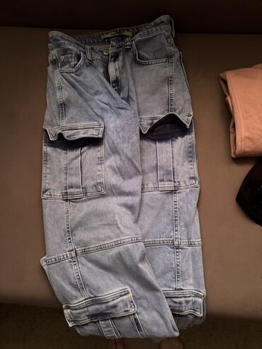 levis 501 farmerke original novo goran beograd: M (EU 38), Normalan struk, Kargo
