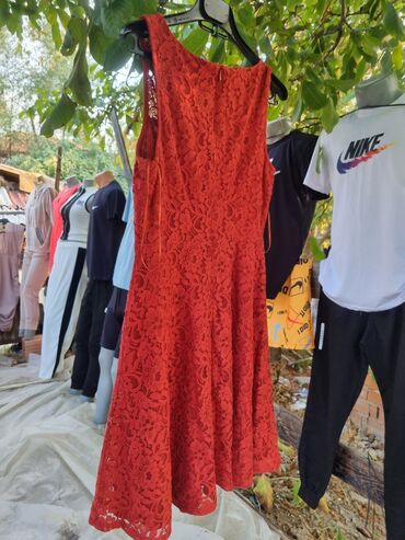 Haljine: Haljine na rasprodaji prelepe i kvalitetne,u nekoliko velicina po — 7