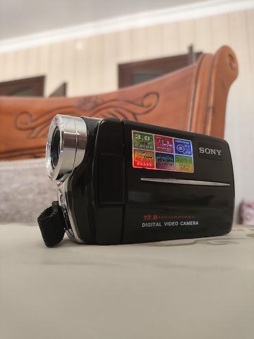 kamera ev ucun: Rəqəmsal video kamera – DVC/Sony stili kompakt handycam — 1