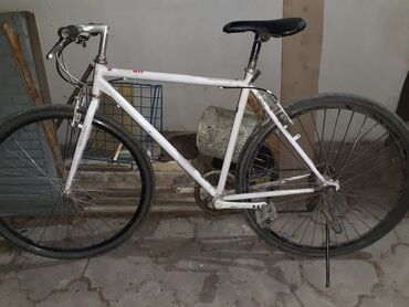 Велосипеды: Продается велосипед состояние идеальное цена 5000 номер