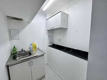 Продажа магазинов: Продажа магазинов В жилом доме, 111 м², Свежий ремонт, Отдельный вход, Цокольный этаж этаж — 10