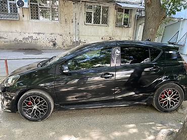 Toyota Aqua: 1.5 l | 2015 il Hetçbek lalafo.az -da Toyota Aqua: 1.5 l | 2015 il Hetçbek