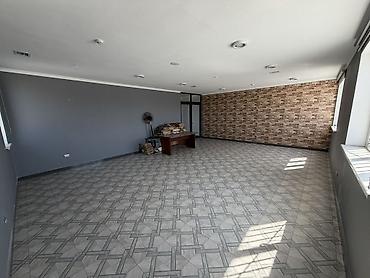 Аренда складов и мастерских: 600 м², With parking, Другой тип здания — 12