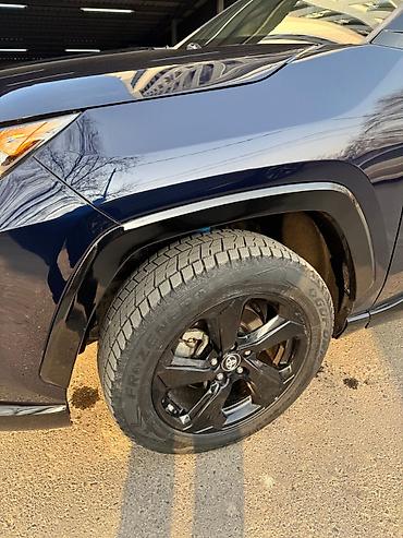 Toyota: Toyota RAV4: 2019 г., 2.5 л, Автомат, Гибрид — 18