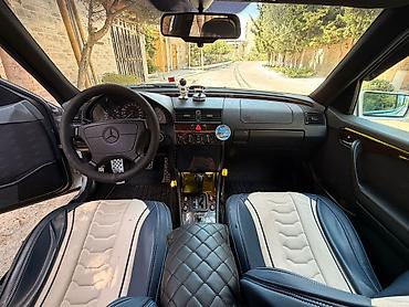 getiz: Mercedes-Benz C-Class: 1.8 l | 1997 il Sedan — 10