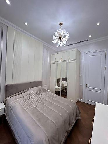 İcarəyə verilir 4 otaqlı yeni tikili 170 m², Ağ şəhər q. 5 000 AZN/ay at lalafo.az İcarəyə verilir 4 otaqlı yeni tikili 170 m², Ağ şəhər q. 5 000 AZN/ay