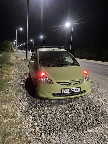70 сом: Honda Fit: 2004 г., 1.3 л, Вариатор, Бензин, Хетчбек — 1