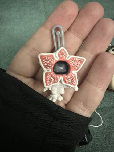 Heykəlciklər: Kinder Joy Stranger Things funko fiqurları satılır!!! — 8