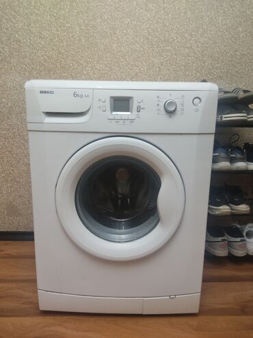 Стиральные машины: Стиральная машина Beko, Б/у, Автомат, До 6 кг, Компактная