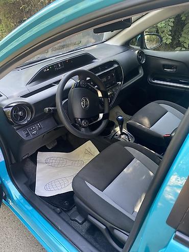 jac s7: Toyota Aqua: 2018 г., 1.5 л, Автомат, Гибрид, Хэтчбэк — 9