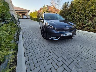 Kia: Kia Niro: 2017 г., 1.6 л, Робот, Гибрид, Кроссовер — 9