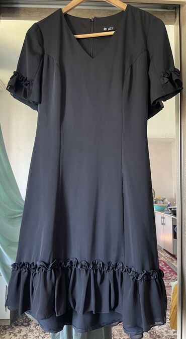 стильное кожаное платье: Вечернее платье, Средняя модель, XS (EU 34), S (EU 36)