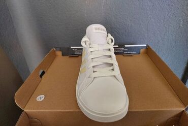 Women's Sneakers and athletic shoes: Original patike Najk patike (slike 1-6) velicina 44 Cena 4500 din — 15