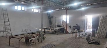 qaraj icare: Anbar icareye verilir. abyekt yolun duz qiragindadi. varota asfalt — 1