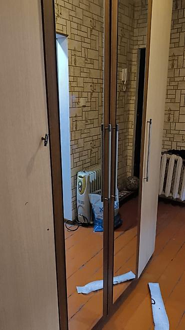 divanlarin temiri: İşlənmiş, 4 qapılı, Güzgülü, Qəhvəyi, Taxta, Açılan, Düz dolab — 4