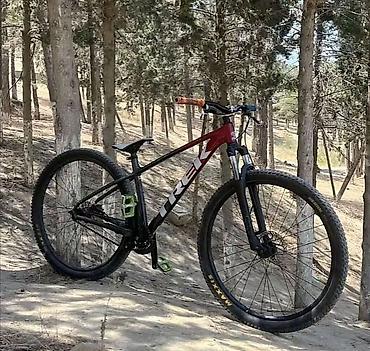 Dağ velosipedləri: Trek Marlin 6 Gen 2 Maxxis tekerler✅ RFR pedal✅ Lunje rul ✅ Hassns — 2